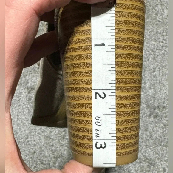 Gap Peep-Toe Braided Stacked Heel Sandal. Taupe Suede Snap-back Closure. Size 10 - Picture 10 of 10